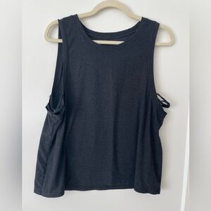 Beyond Yoga Spacedye Cross Tank in Black, Size L